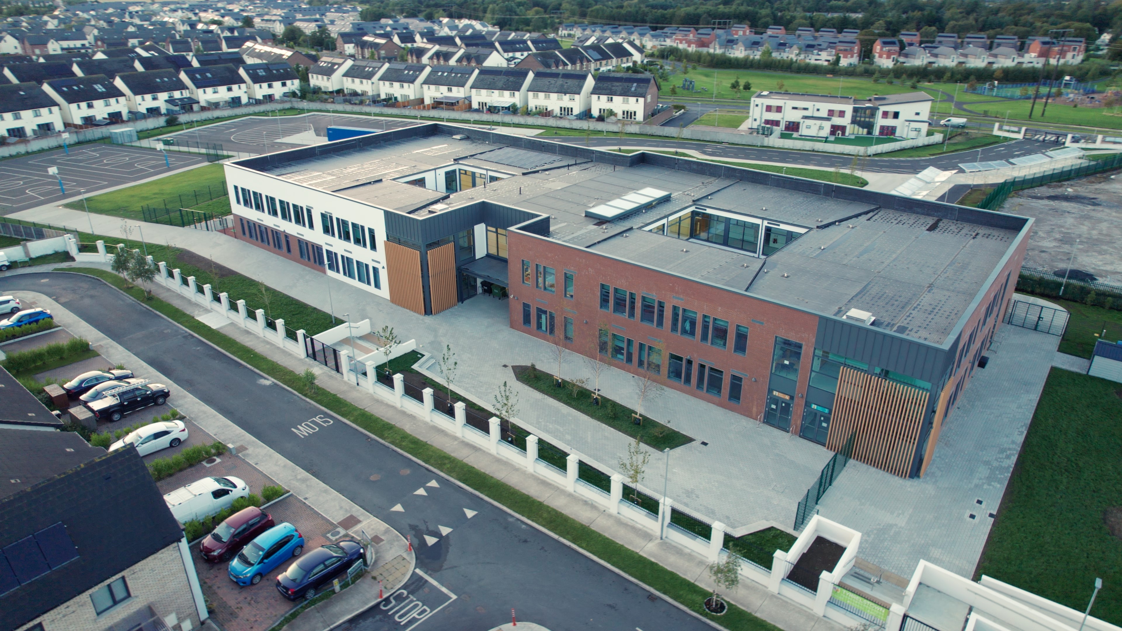 Hollywoodrath School